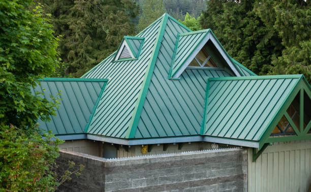 Best Storm Damage Roof Repair  in Kronenwetter, WI